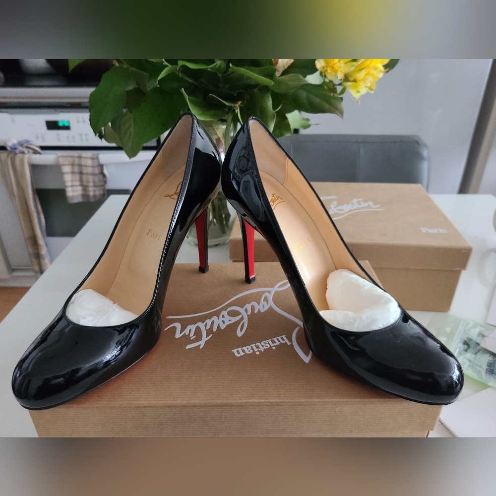 Christian Louboutin 39.5